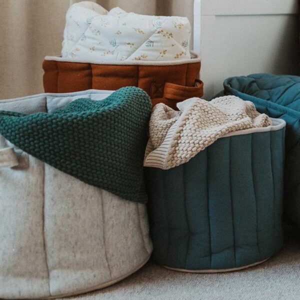 Knitted large storage basket cinnamon - Image 2