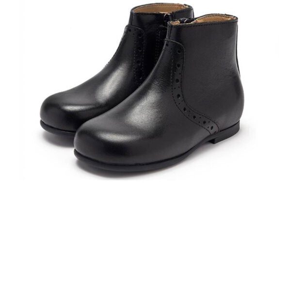 Classic Roxy boots leather black