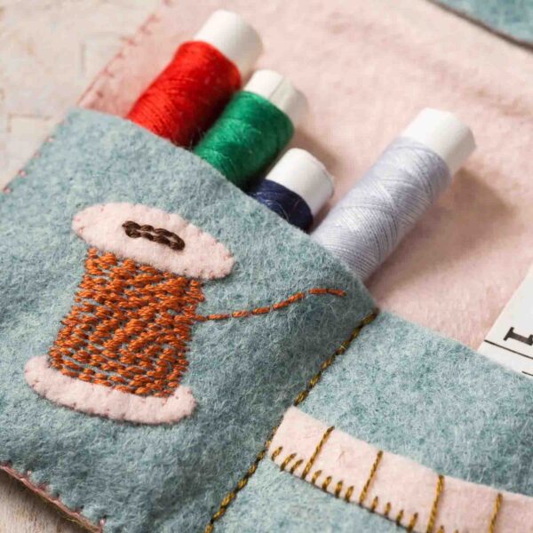 Sewing Roll Felt Craft Kit - Image 3