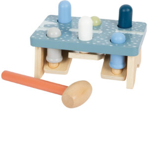 small foot wooden hammering game